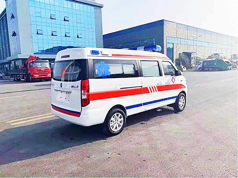金杯海獅救護(hù)車(chē)